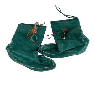 Town & Country Suede Mid Calf Western Boots Womens 38 Green Pointed Toe Feather